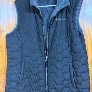 Free Country Black Quilted Vest with Fleece Lining